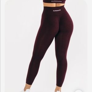 SOLD Alphalete Amplify Leggings